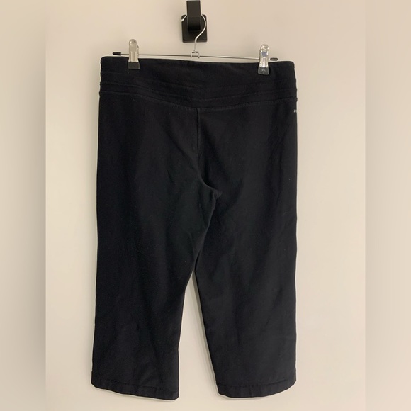 NIKE women’s cropped leggings - Picture 3 of 4